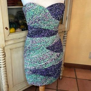BCBG MAXAZARIA Strapless